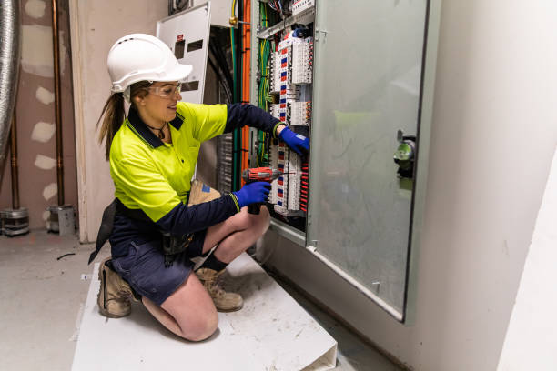Best Affordable Emergency Electrician  in Poplar Plains, CT